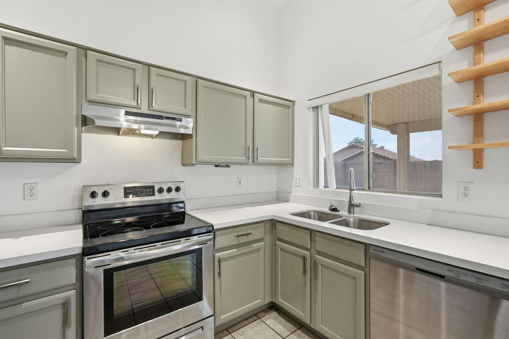 15033 W Ventura Street - Photo 8