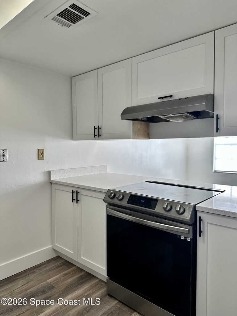 265 Ulster Court - Photo 4