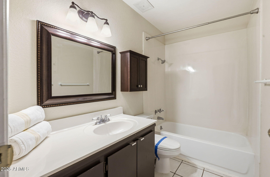 4950 N Miller Road - Photo 18