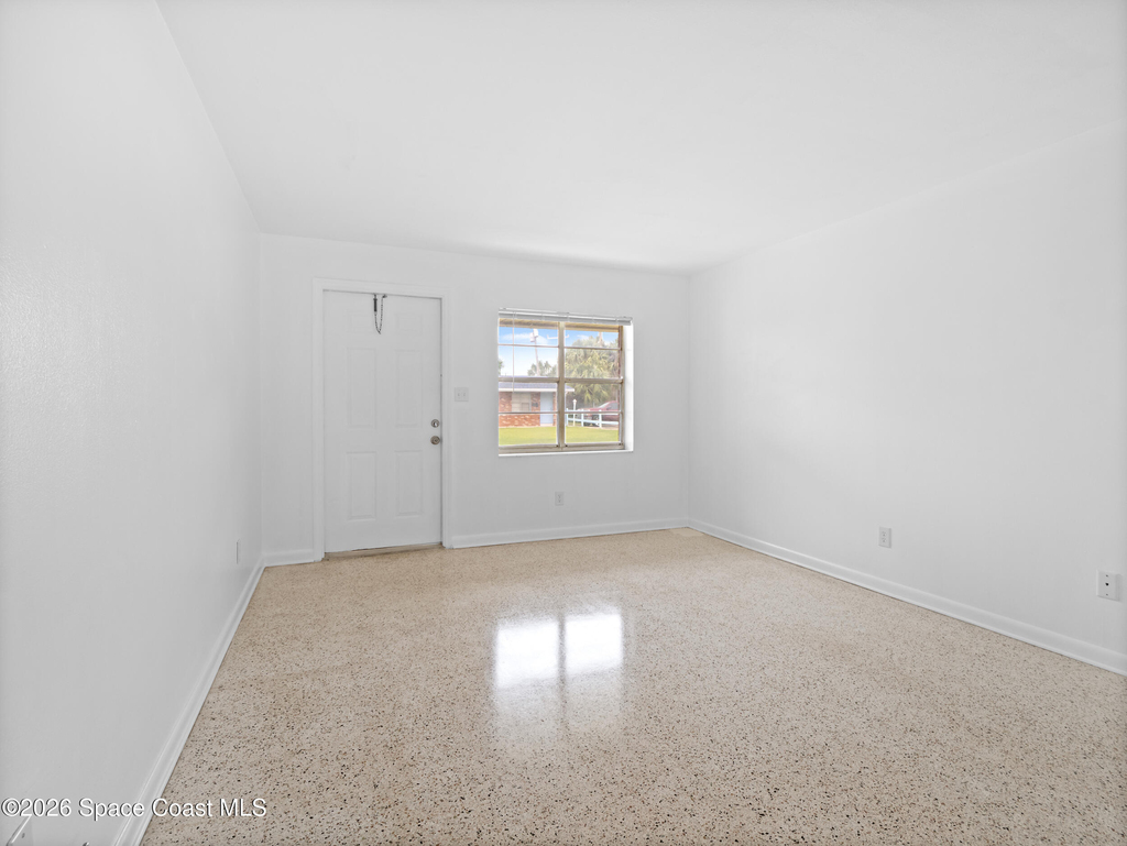 595 Cinnamon Drive - Photo 5