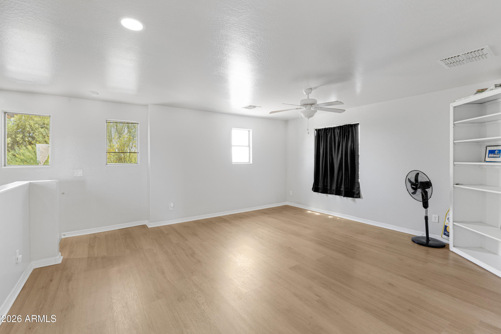 40893 W Bedford Drive - Photo 13