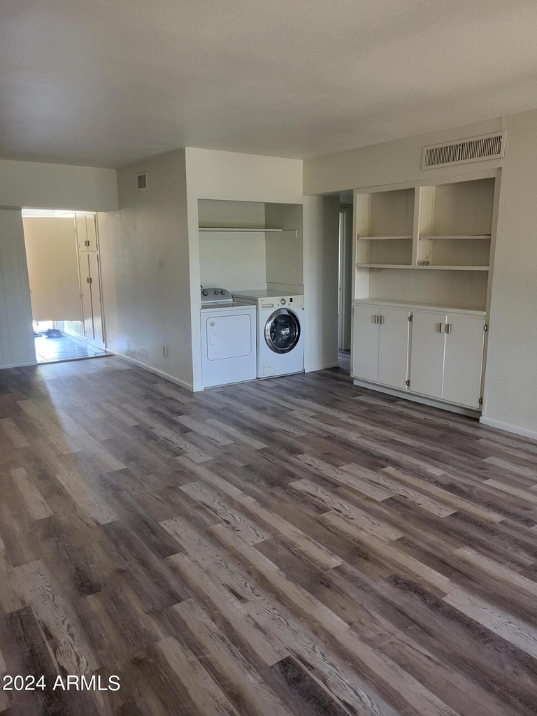 6501 N 17th Avenue - Photo 4