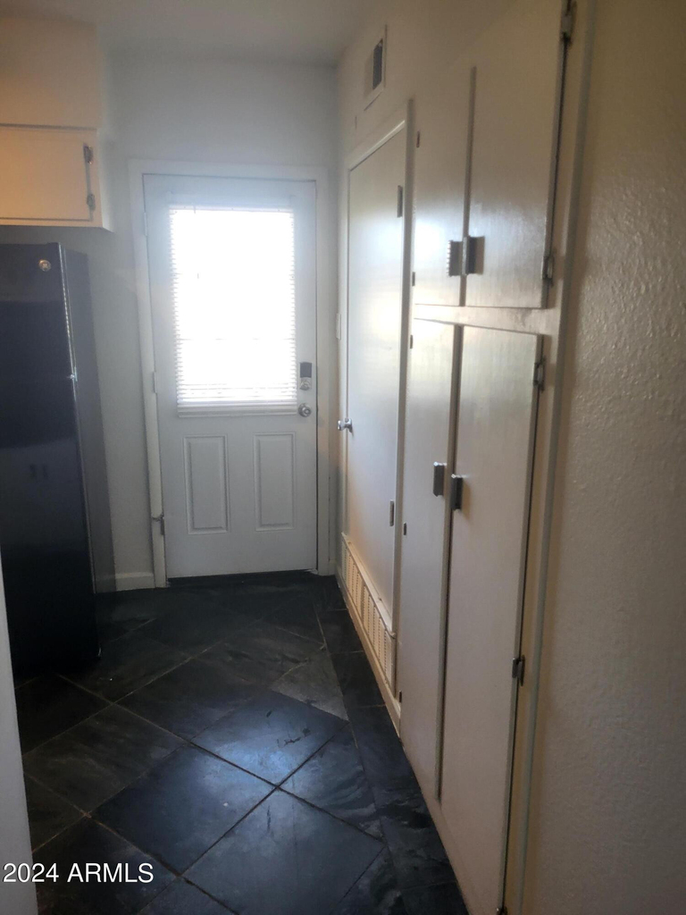 6501 N 17th Avenue - Photo 12