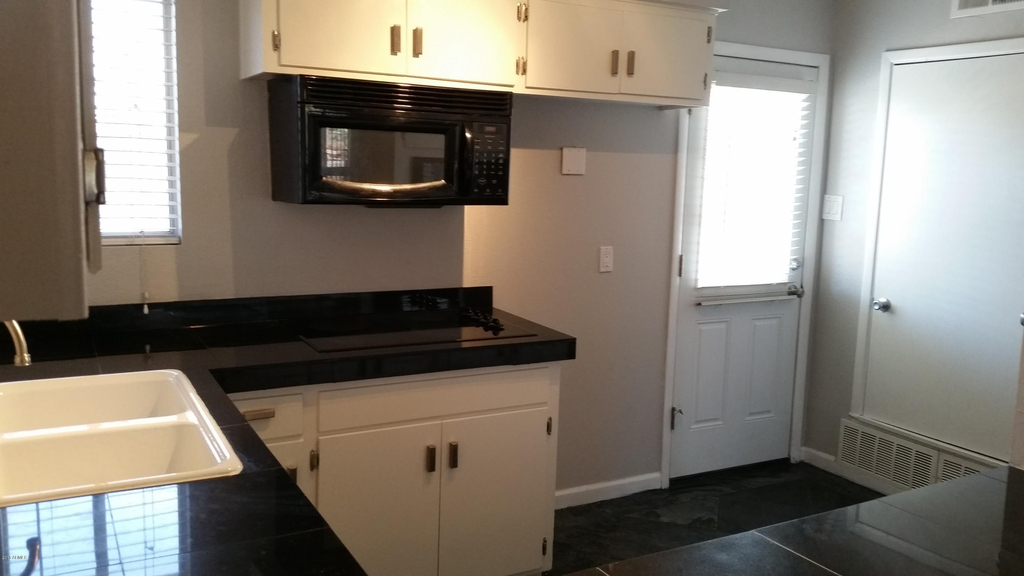 6501 N 17th Avenue - Photo 10