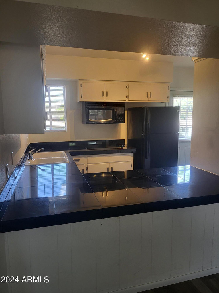 6501 N 17th Avenue - Photo 6