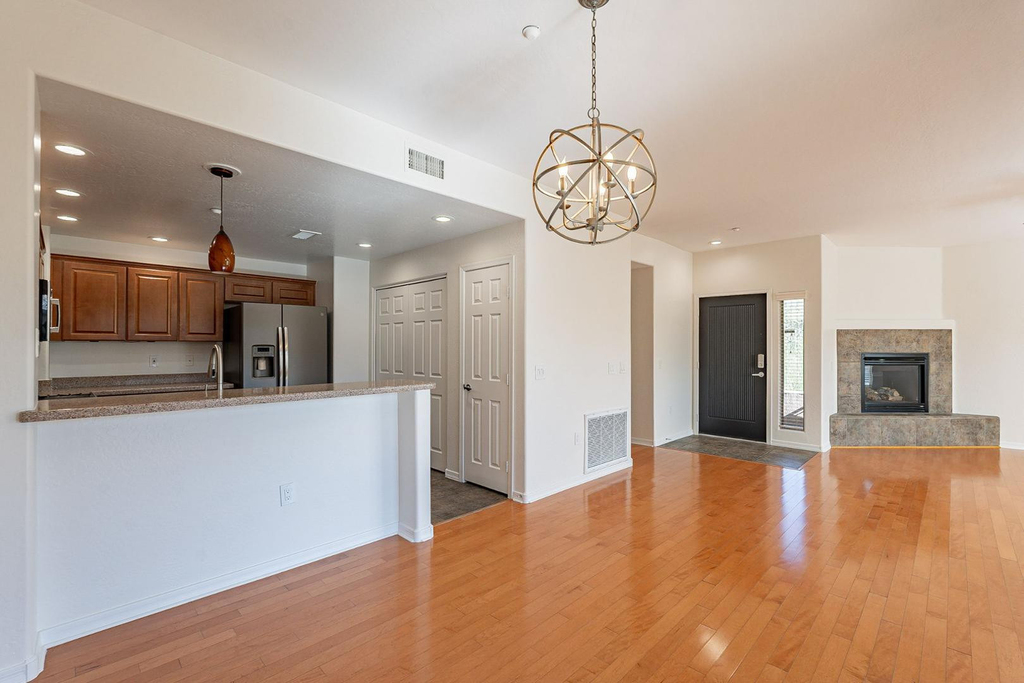 33550 N Dove Lakes Drive - Photo 10