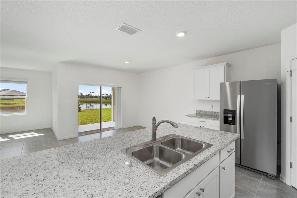 925 Dugan Circle Se - Photo 4