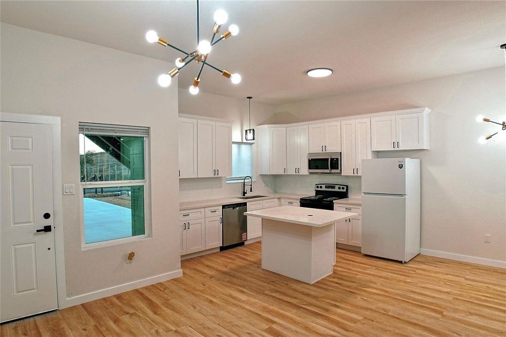9705 Garcroft  Street - Photo 2
