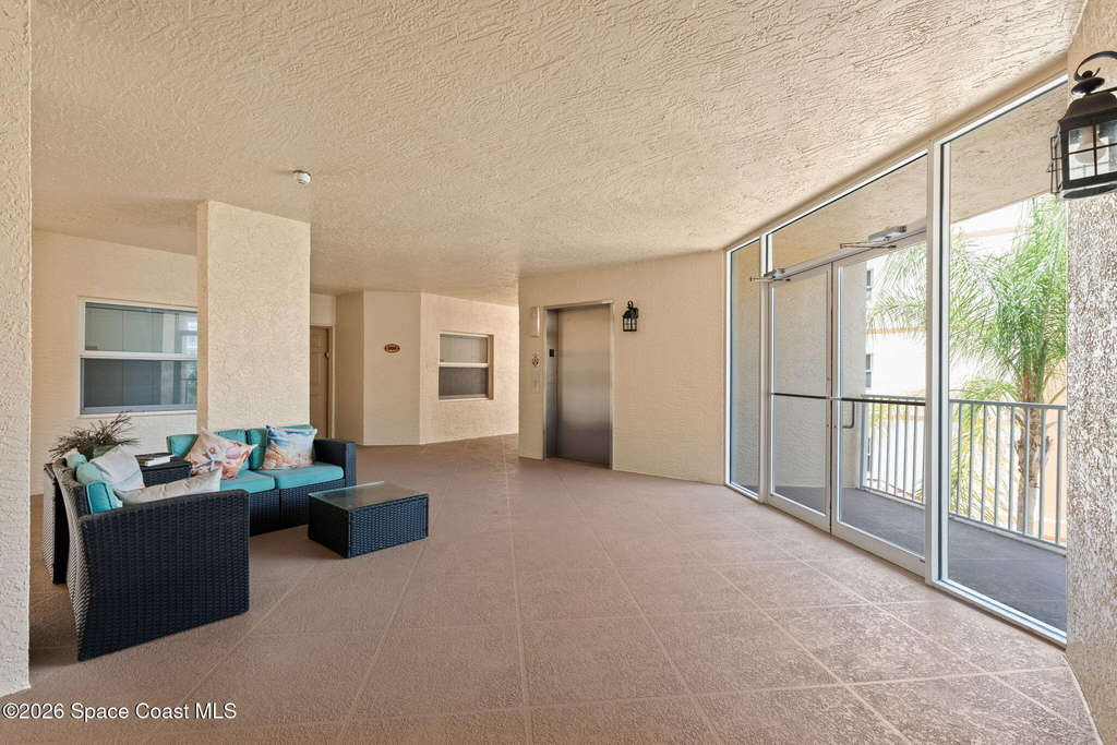 817 Mystic Drive - Photo 2
