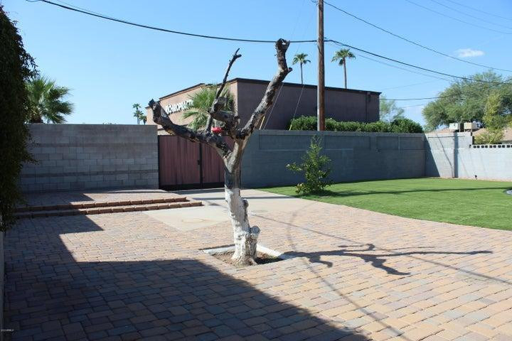 757 E Loyola Drive - Photo 11
