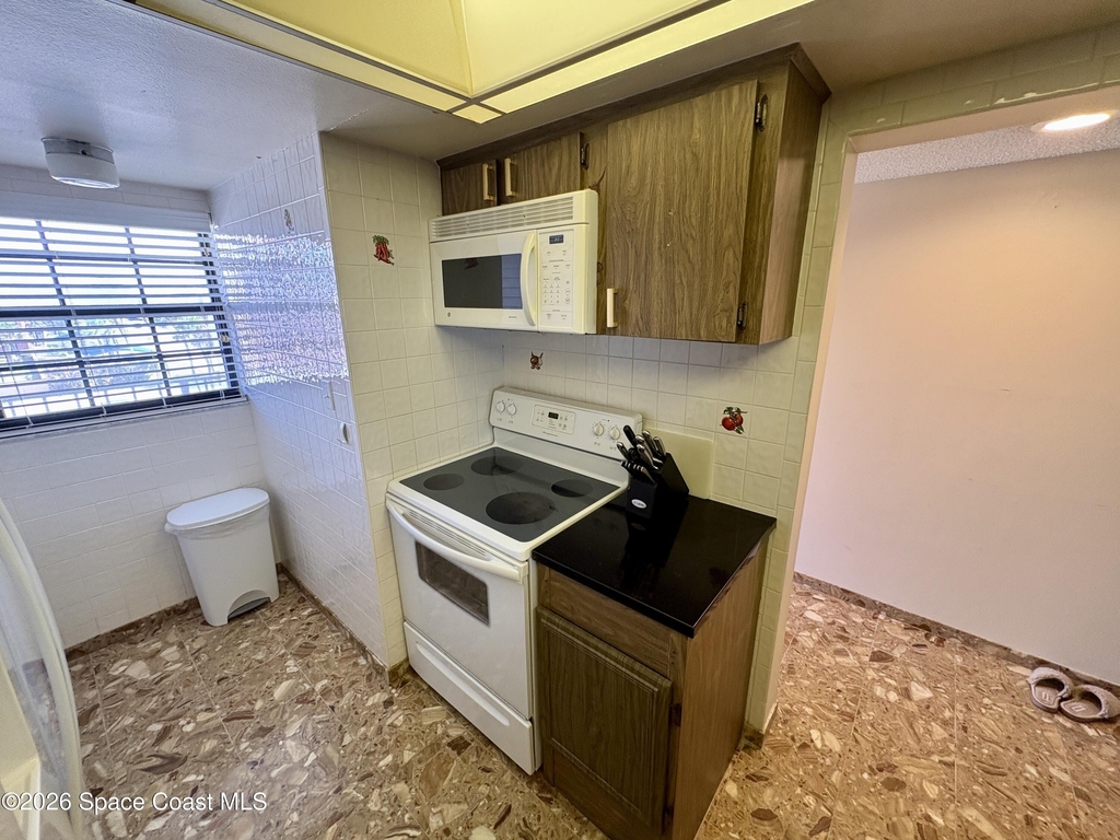 4100 Ocean Beach Boulevard - Photo 4