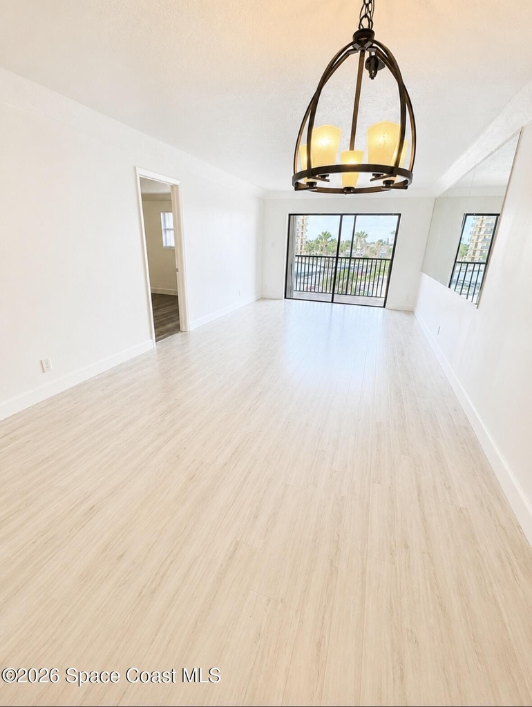 500 Palm Springs Boulevard - Photo 11