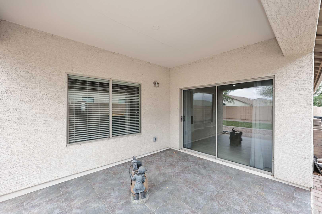 36950 W Mondragone Lane - Photo 6