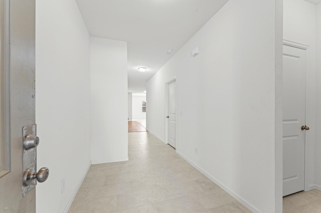 10132 Pappas Drive - Photo 3