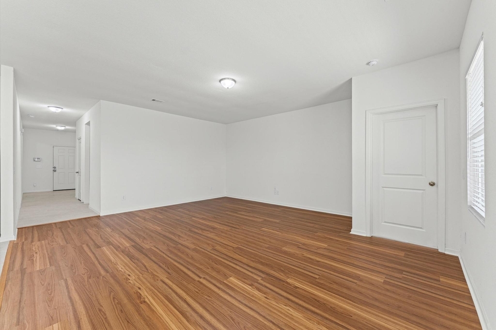 10132 Pappas Drive - Photo 6