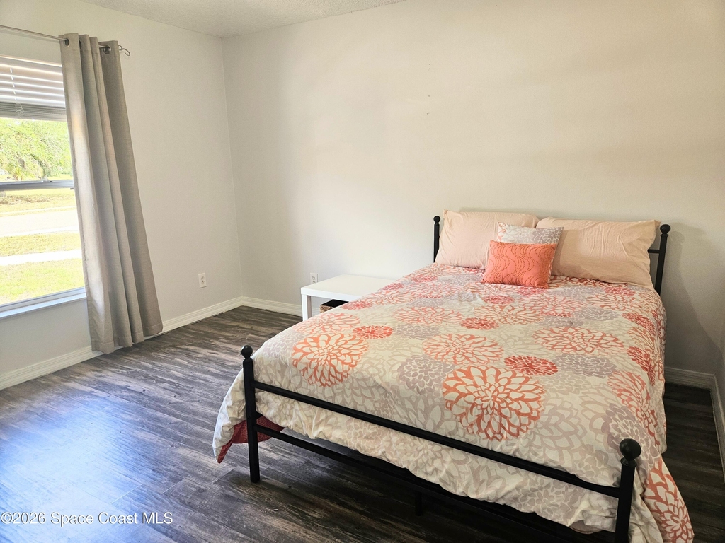 4855 Balfern Street - Photo 26