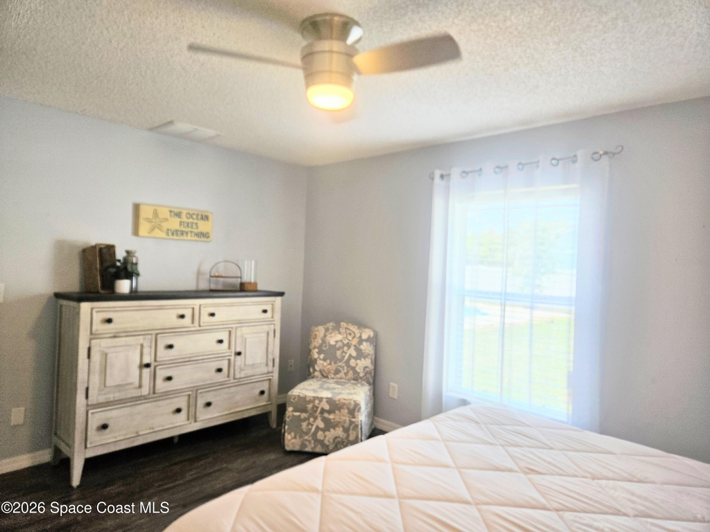 4855 Balfern Street - Photo 11