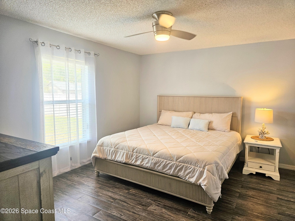 4855 Balfern Street - Photo 10