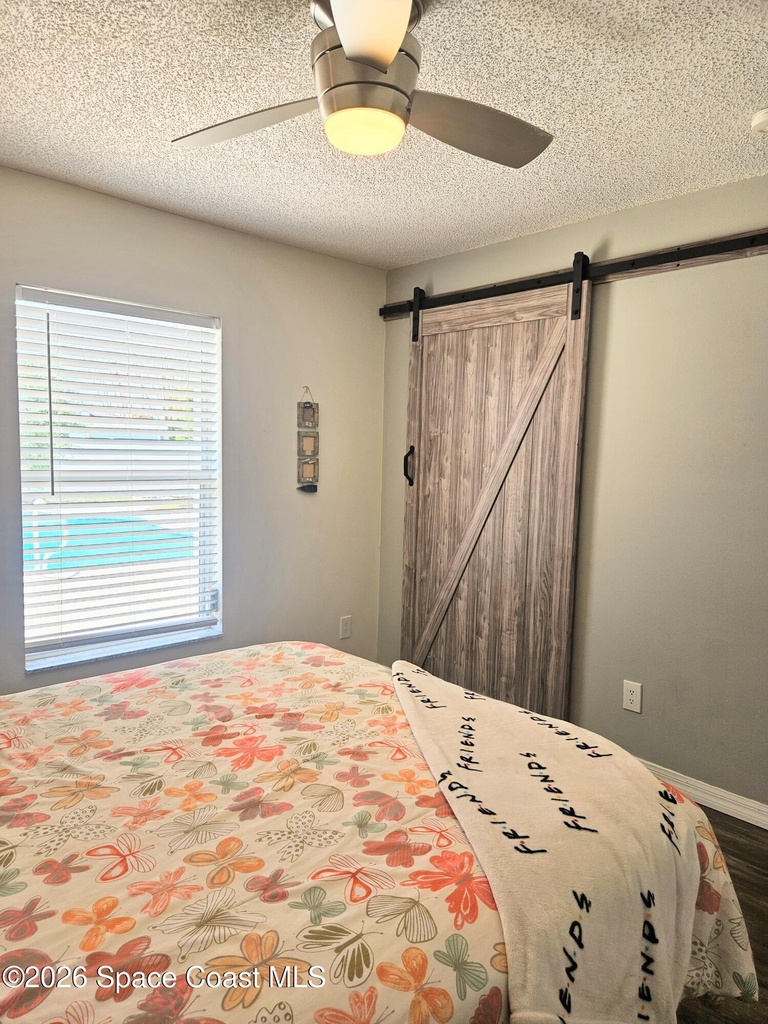 4855 Balfern Street - Photo 15