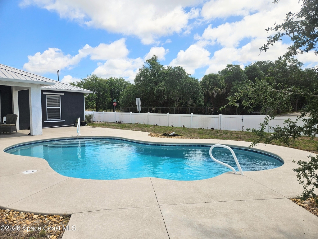 4855 Balfern Street - Photo 1
