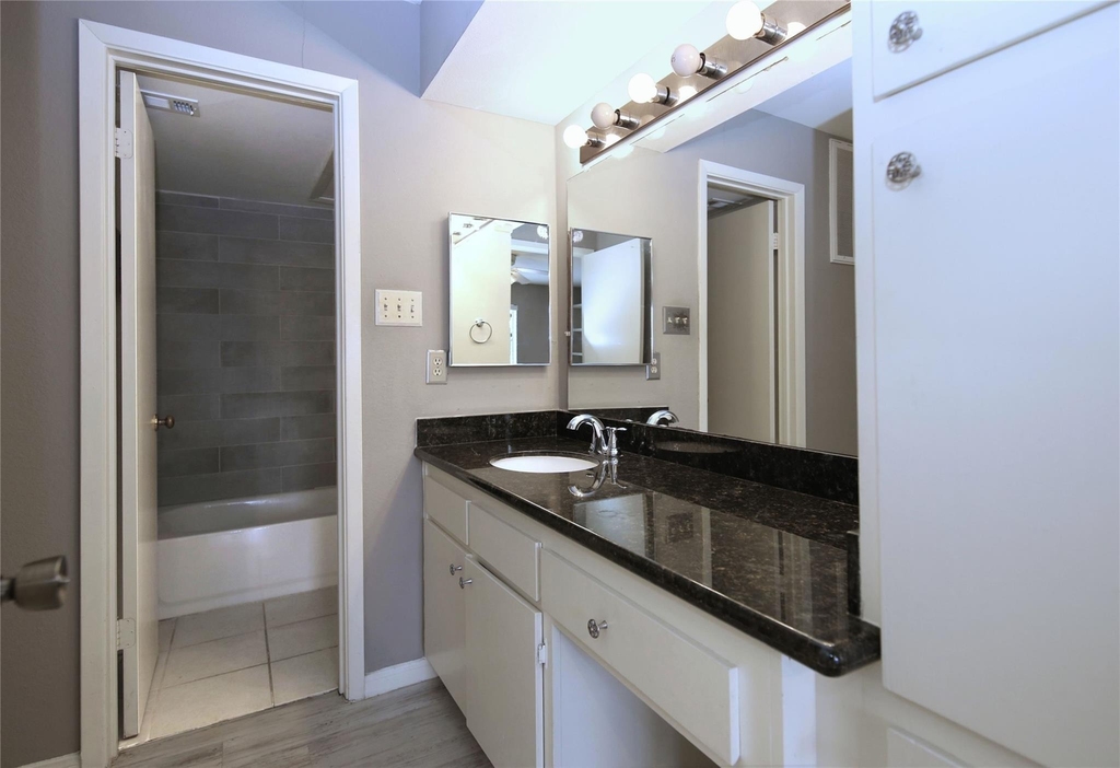 2626 Holly Hall Street - Photo 13