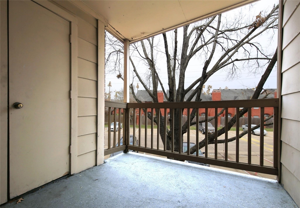 2626 Holly Hall Street - Photo 17