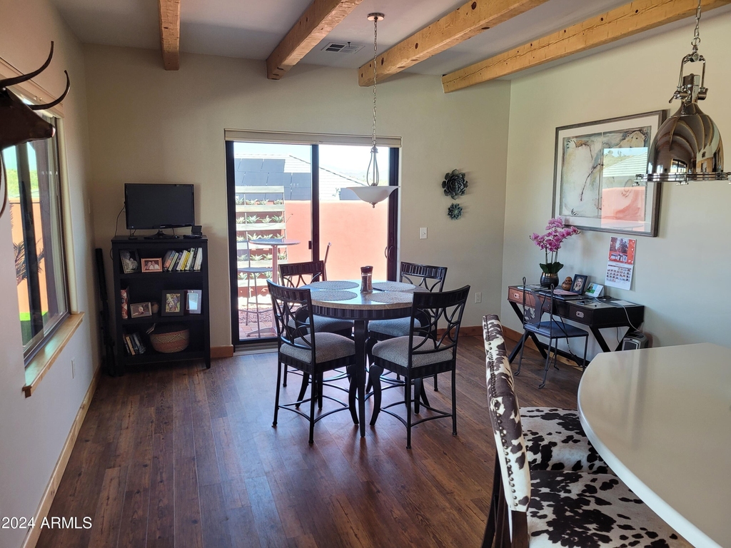 640 N Atchison Circle - Photo 2