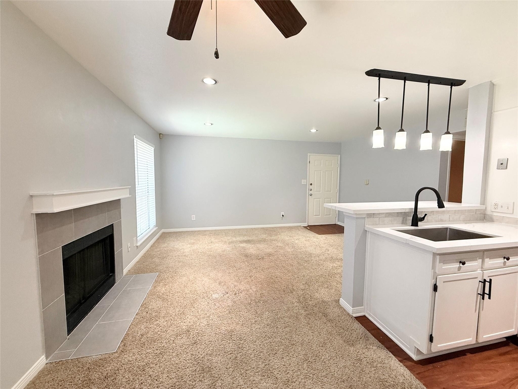 2626 Holly Hall Street - Photo 6
