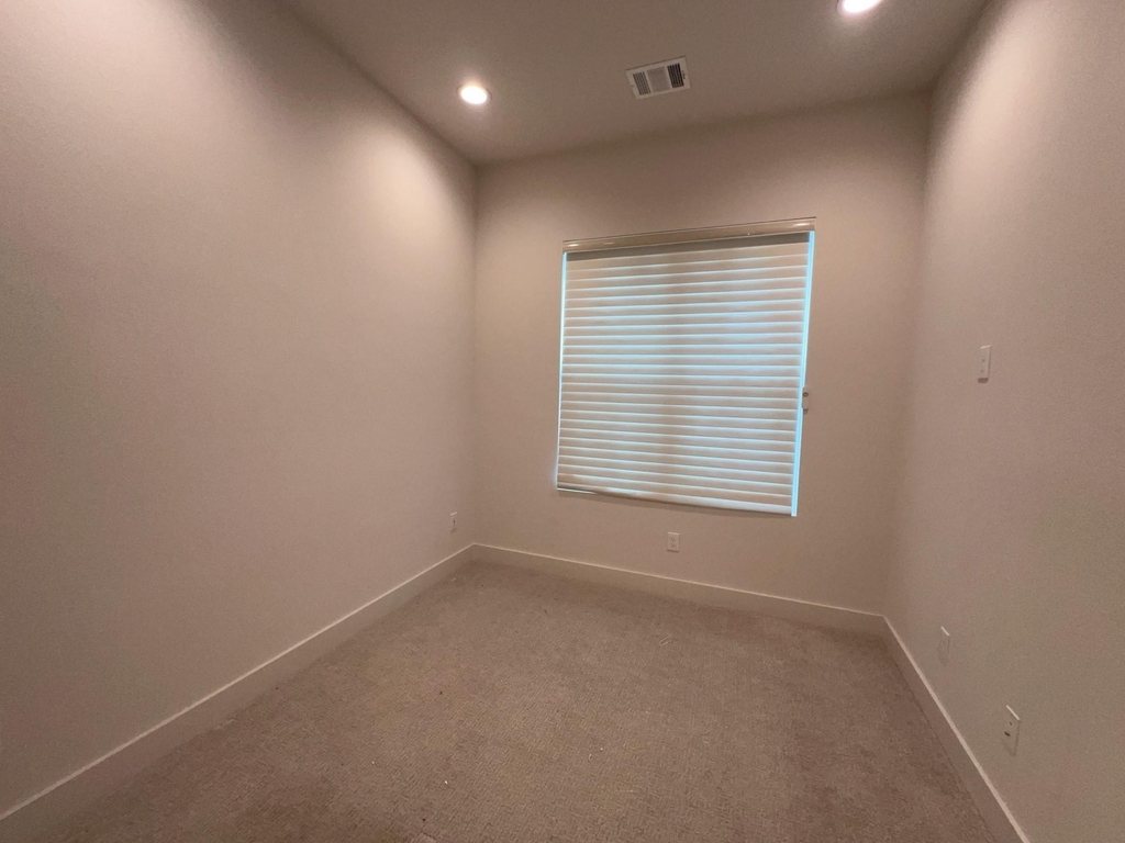 2414 Gray Street - Photo 6