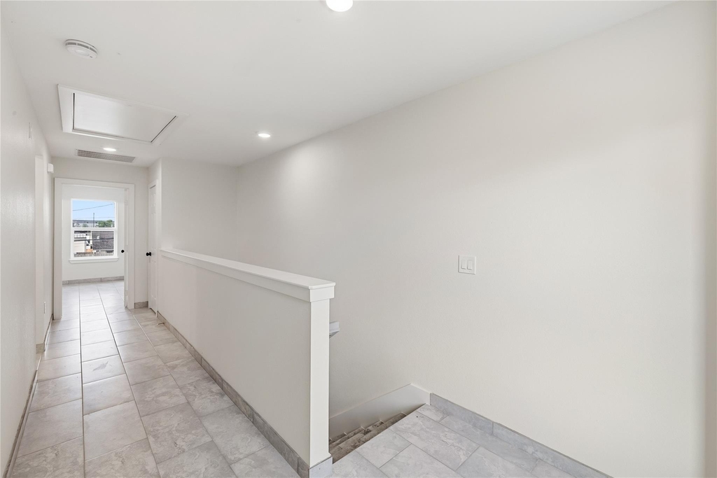 6138 Brookfield Drive - Photo 10