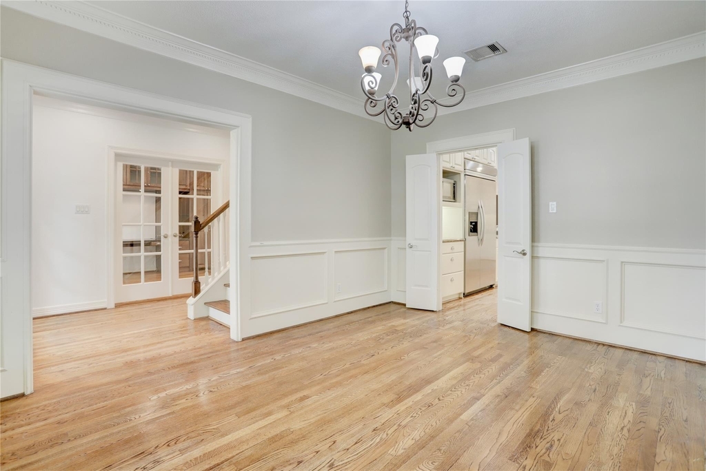 6341 Mercer Street - Photo 2