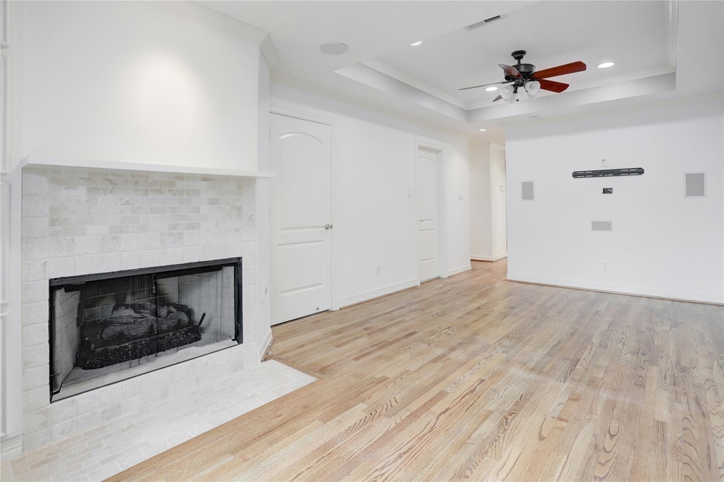 6341 Mercer Street - Photo 9