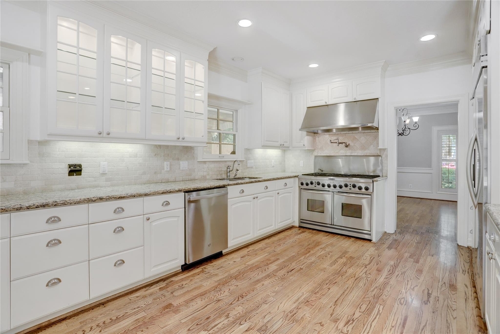 6341 Mercer Street - Photo 4