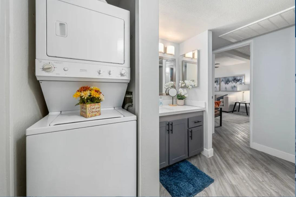 5959 W Greenway Road - Photo 9