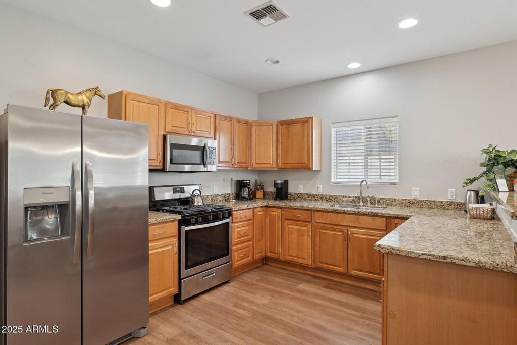 2012 N 23rd Street - Photo 2