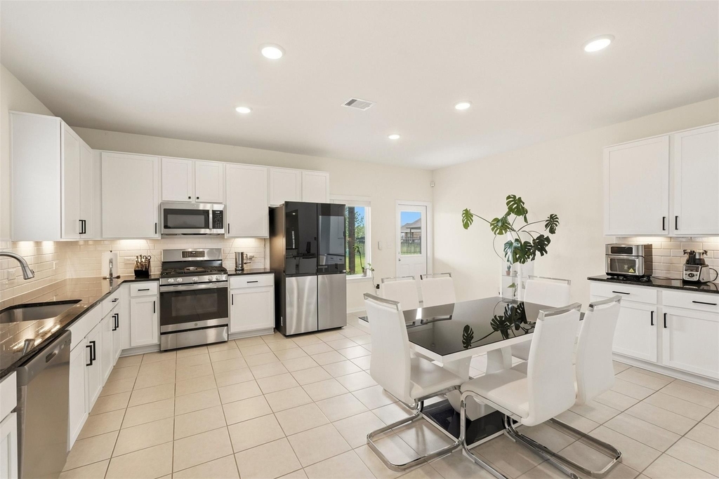 11927 Fletching Stone Lane - Photo 12
