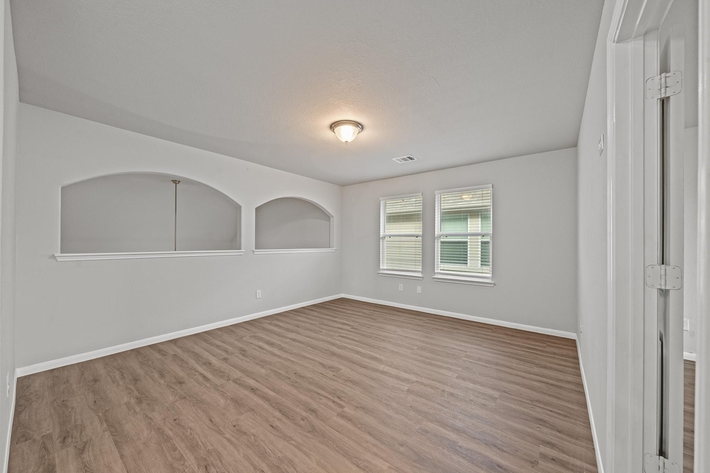 13826 Andover Park Drive - Photo 21