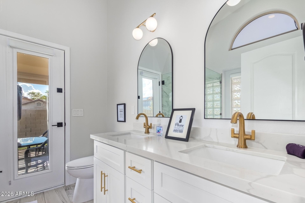 16019 W Linden Street - Photo 10