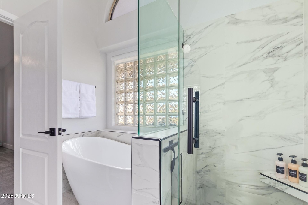 16019 W Linden Street - Photo 11