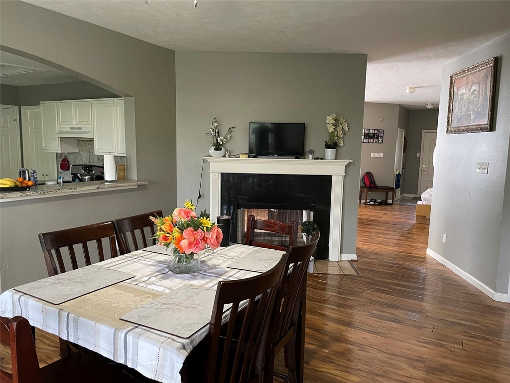4918 Sterling Crossing - Photo 4