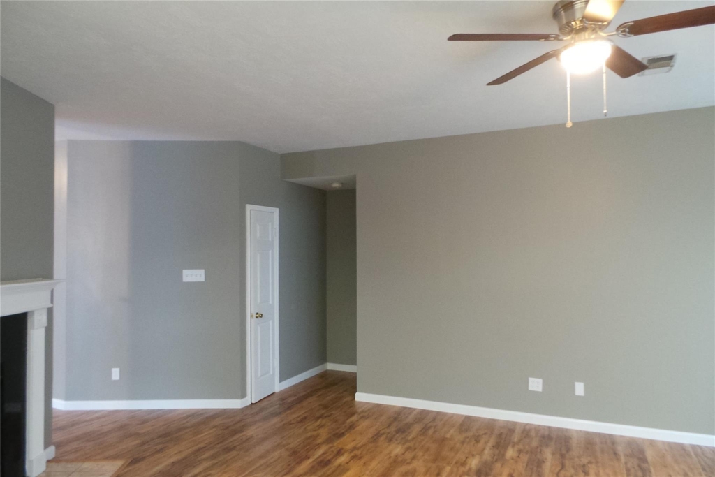 4918 Sterling Crossing - Photo 9