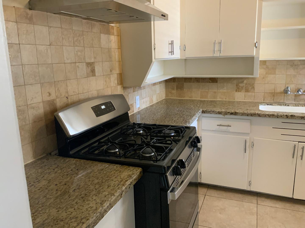9444 N 4th Avenue - Photo 6
