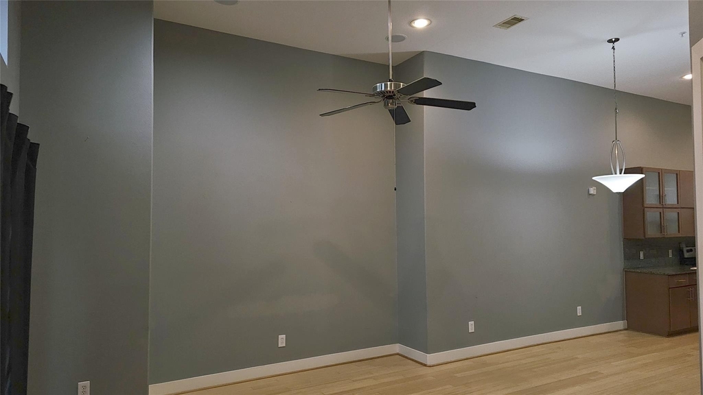 2301 Camden Drive - Photo 6