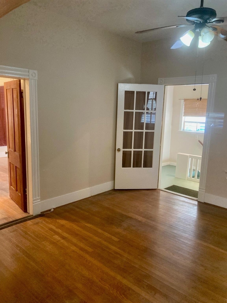 1928 24th St - Photo 5