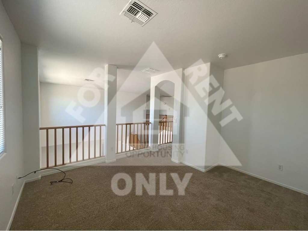 2602 S 112th Drive - Photo 12