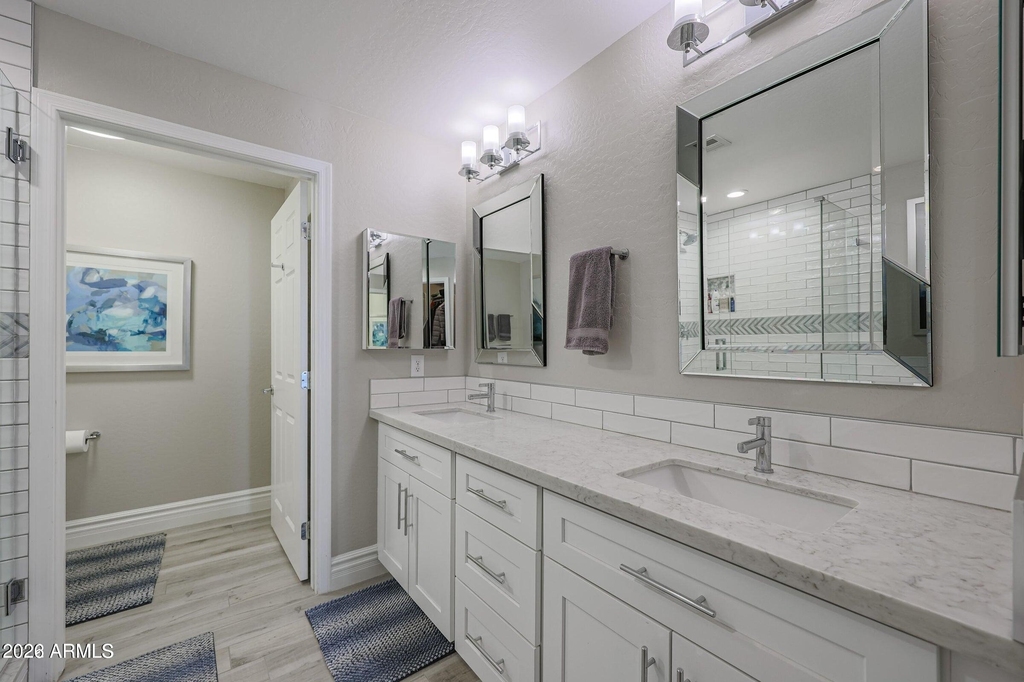 19700 N 76th Street - Photo 5