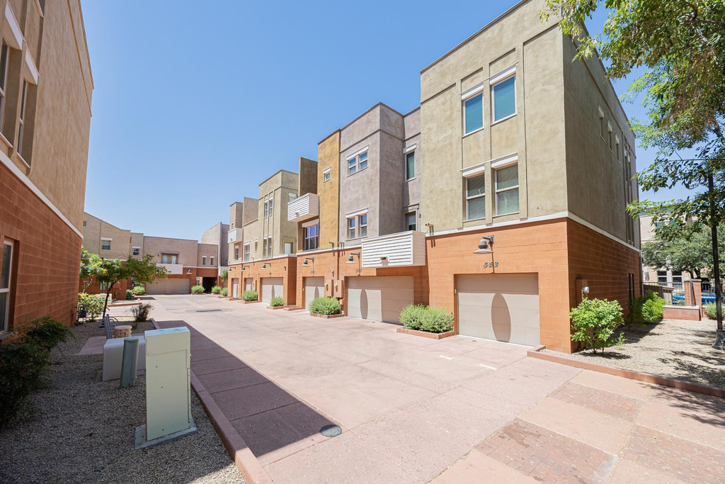 563 W 6th Street - Photo 23