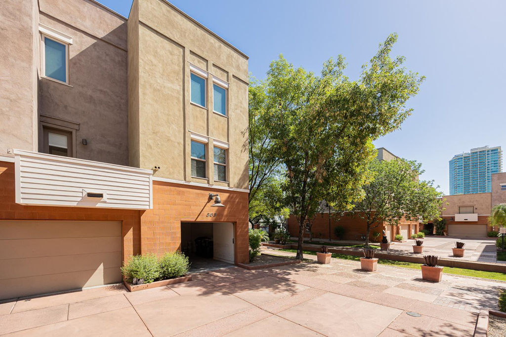 563 W 6th Street - Photo 25
