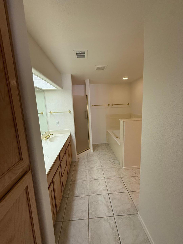 45 E 9th Place - Photo 5