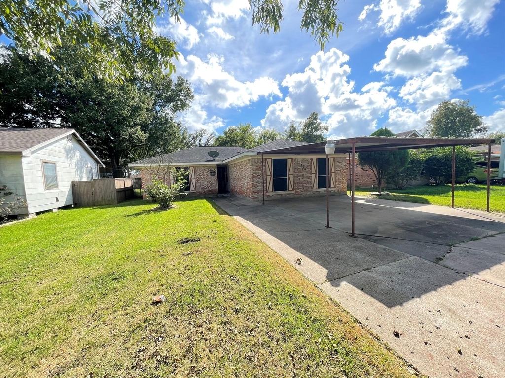 1212 Avenue M - Photo 1